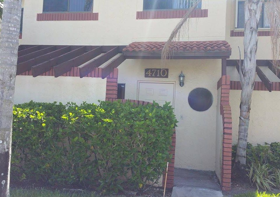 1st image of 4710 NW 89th Ave
