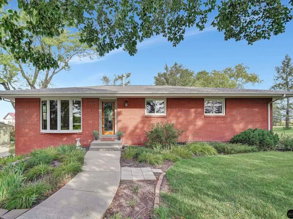 11251 N 56th St, Lincoln, NE 68514