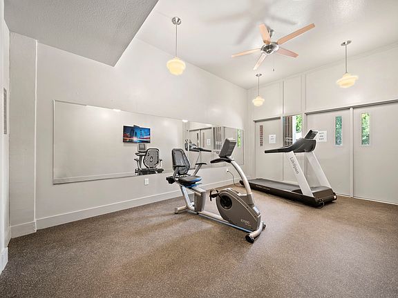 3rd image of 1432 NE 7th St #8008399