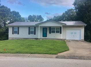 1109 Crestview Ln, Perryville, MO 63775