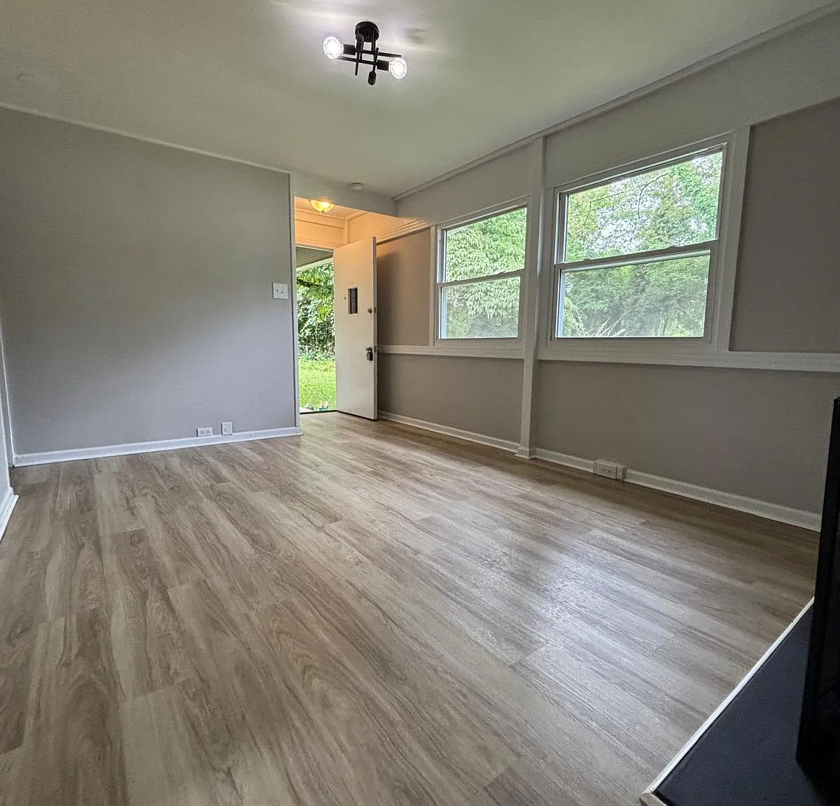 1 bed, 600 sqft, $850 — Photo 3