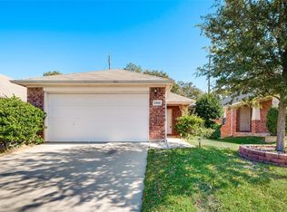 3300 Versante Dr, Bedford, TX 76021