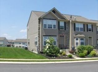 317 Knollwood Rd, Millersville, PA 17551