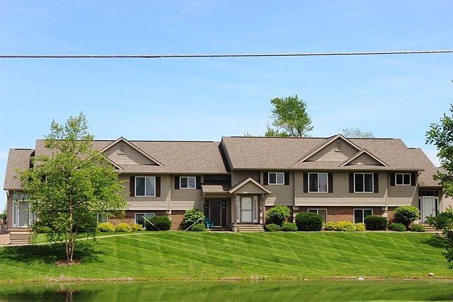 1st image of 30 Jefferson Ln