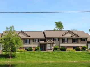 30 Jefferson Ln, North Liberty, IA 52317