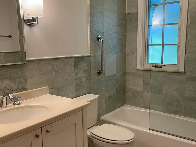 603 Warburton Ave #2 — Photo 10