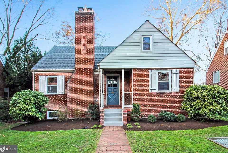 1st image of 504 Fleetwood St