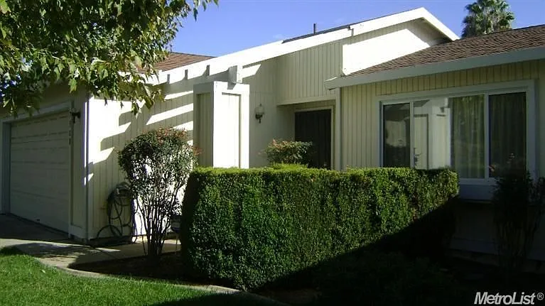 7308 Sunsweet Ln photo 1