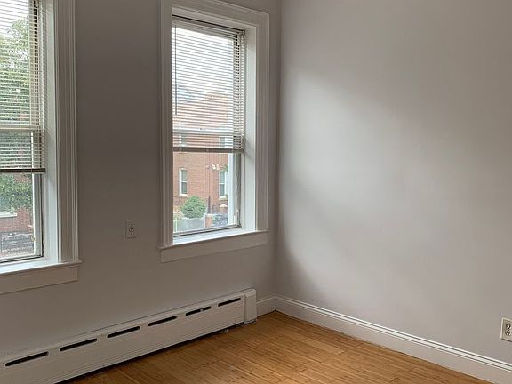 3rd image of 3271 45th St #2F