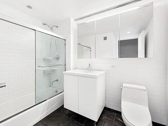 3rd image of 90 William St APT 16E