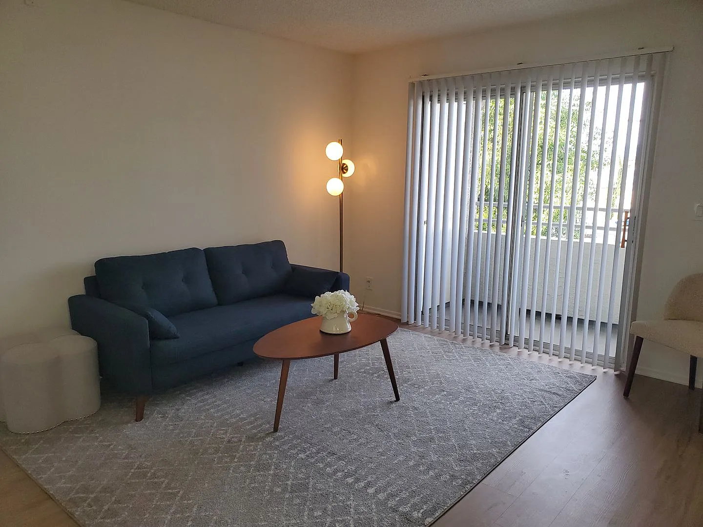 Farmdale Court Apartments — Photo 4