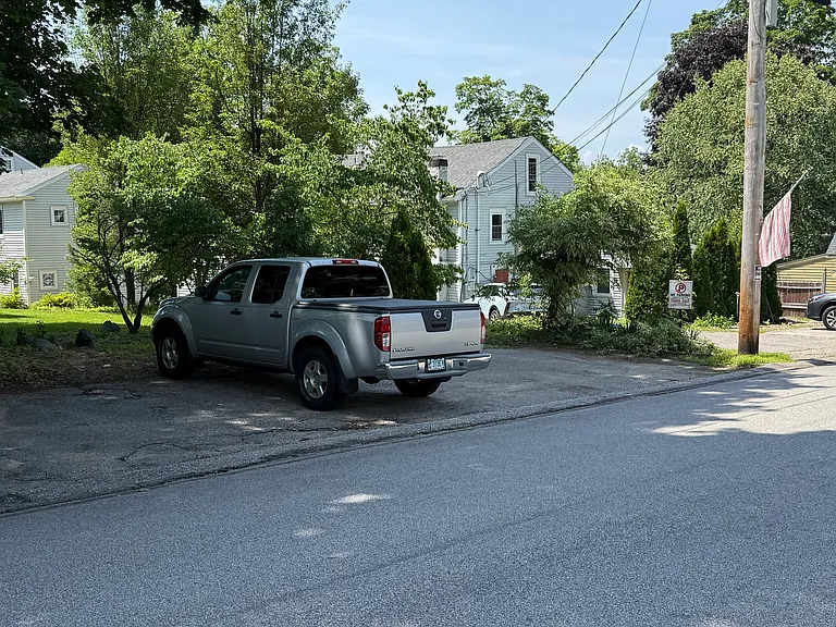 Off-street Parking on Auburn St, looking toward buildings, 76 & 78