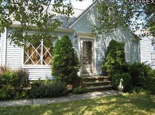 1144 Irene Rd, Lyndhurst, OH 44124