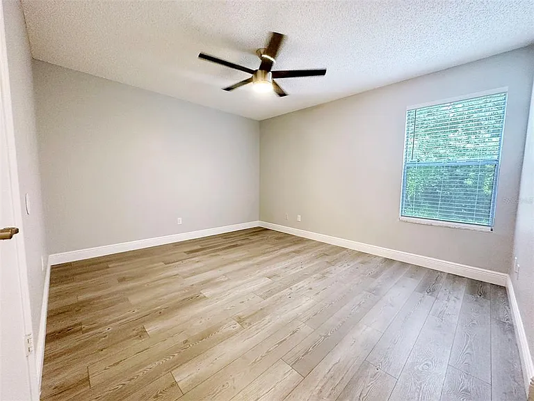 5124 Conroy Rd #12 — Photo 15