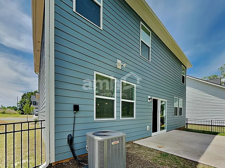 12120 Golden Farm Ln — Photo 21