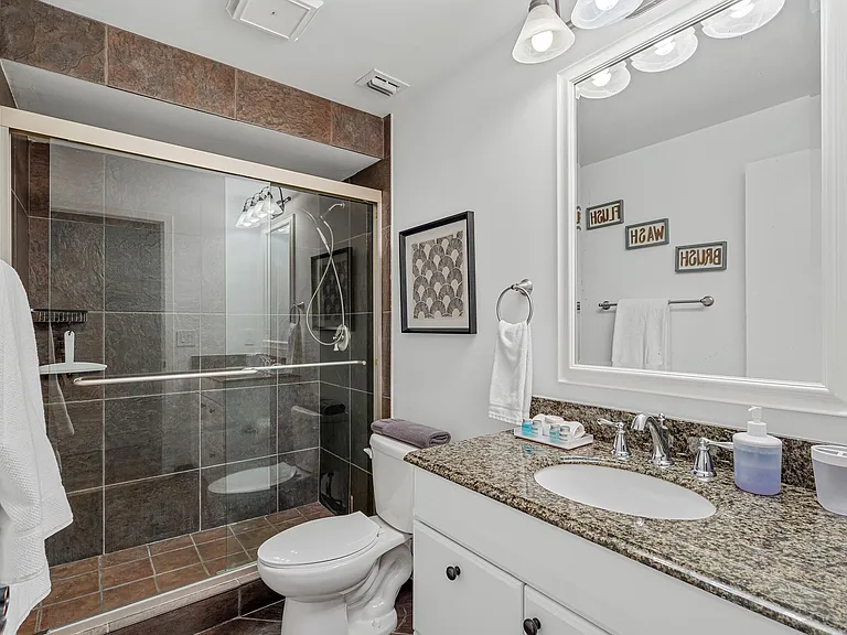 206 Club Dr — Photo 13