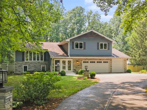 1029 Oak Branch Ct, Fort Wayne, IN 46845