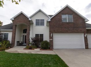 3008 Sapphire Cir, Ames, IA 50010