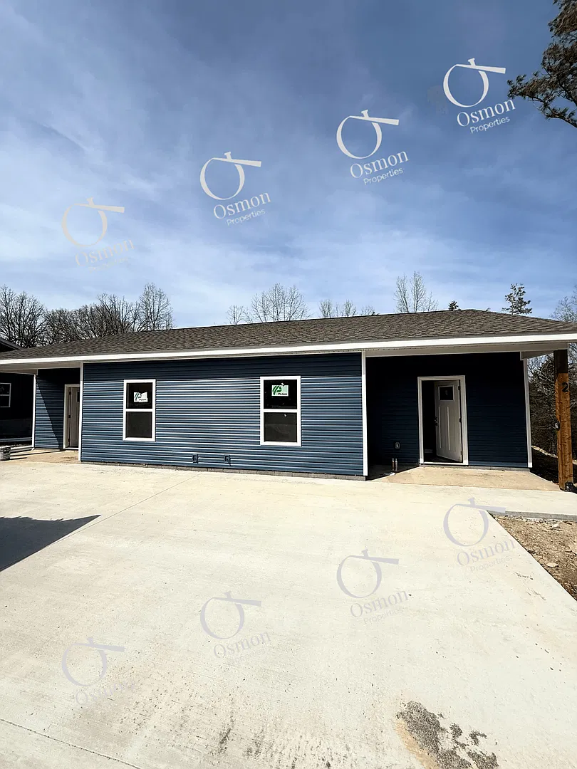 6 Janey Ct — Photo 1