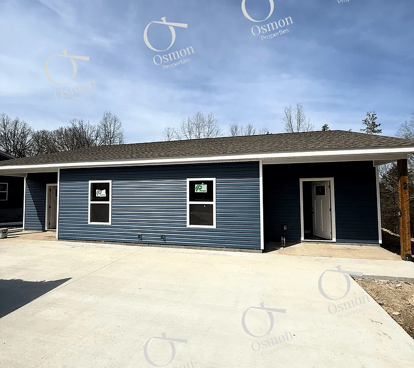 6 Janey Ct