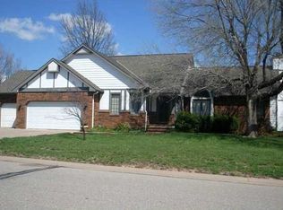 206 S Coach House Rd, Wichita, KS 67235