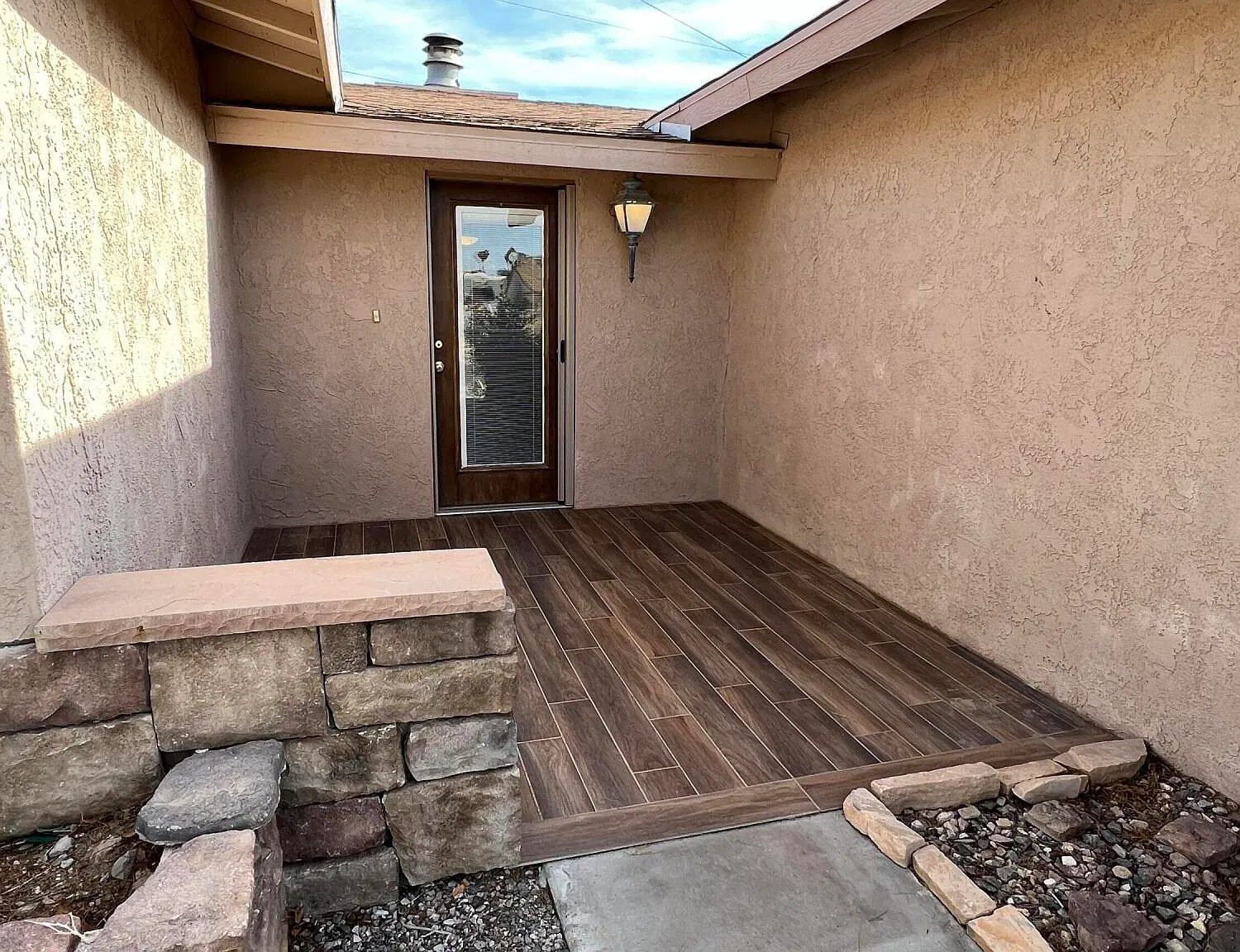 3 bed, 2.0 bath, 1398 sqft, $2,200 — Photo 3