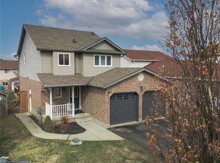 18 Abbeywood Cres, Guelph, ON N1K1T9