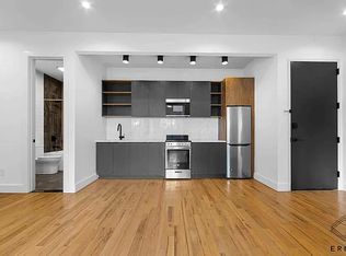 185 Veronica Pl #1G, Brooklyn, NY 11226