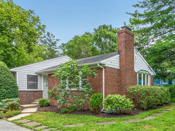 3505 Kensington Ct, Kensington, MD 20895