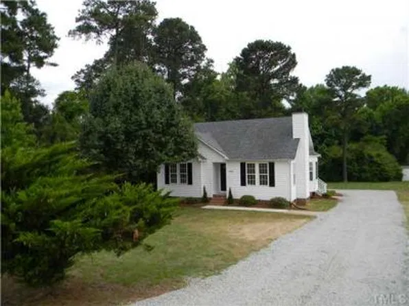 1999 Polenta Rd, Clayton, NC 27520
