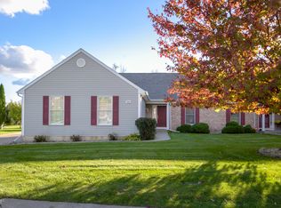 2905 Hunters Pl, Kalamazoo, MI 49048