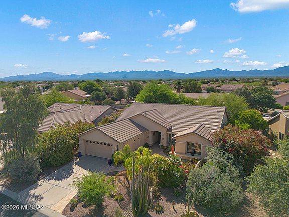 3rd image of 1018 N Cowboy Canyon Dr
