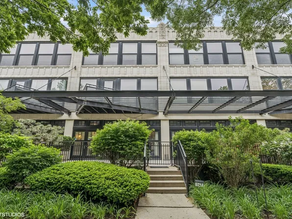 1070 W 15th St Unit 147, Chicago, IL 60608