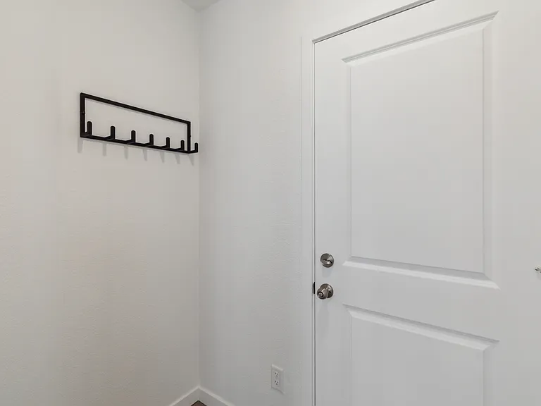 7327 S Yank Ct — Photo 17