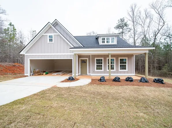 181 Twin Lakes Rd, Waverly Hall, GA 31831