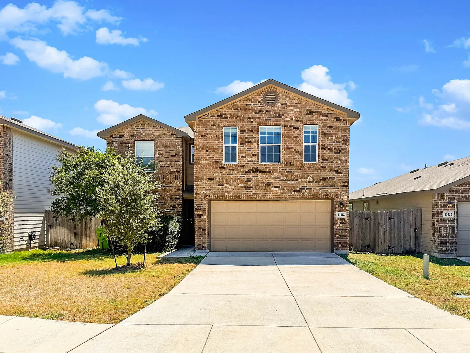 5 bed, 3.5 bath, 2649 sqft, $2,050 — Photo 1