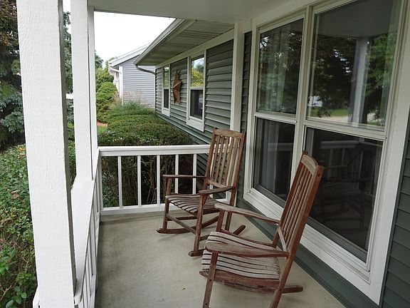 4th image of 4824 Augustus Ct