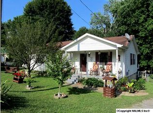 119 2nd St SE, Arab, AL 35016