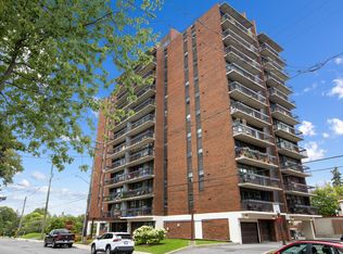 330 Queen Elizabeth Driveway, Ottawa, ON K1S 3M9