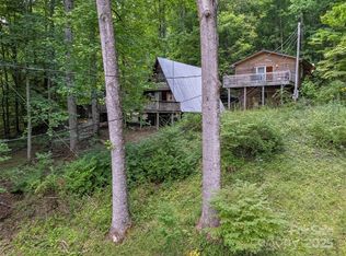 346 Rush Cv, Burnsville, NC 28714