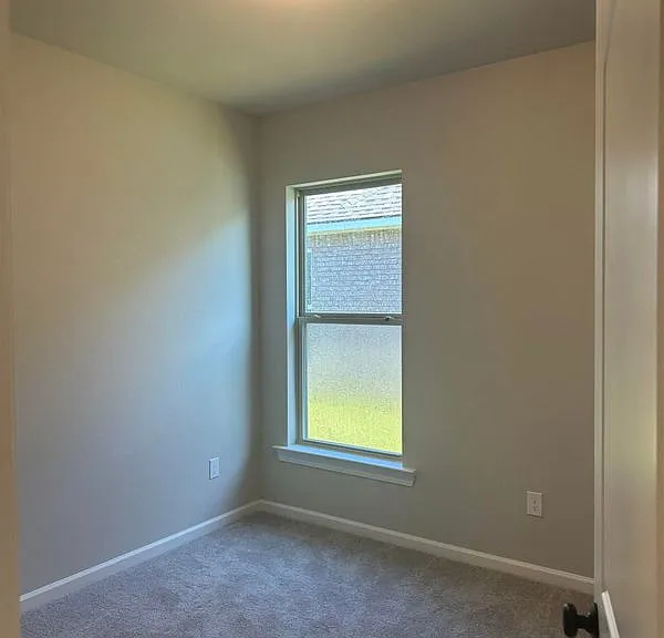 25717 Raines Ave — Photo 8