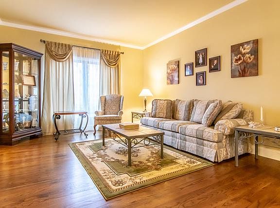5th image of 21436 Woodland Way