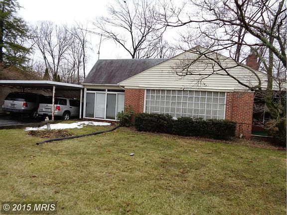 Exterior Side - Carport