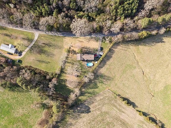 3rd image of 1166 County Road 36