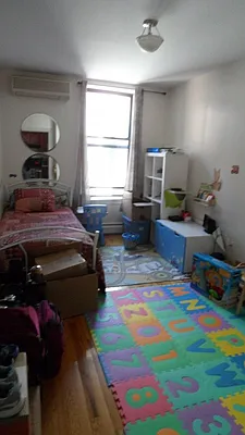 Rented by Bohemia Realty Group | media 23