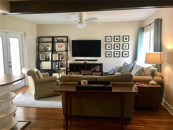 4th image of 2918 Clemwood St