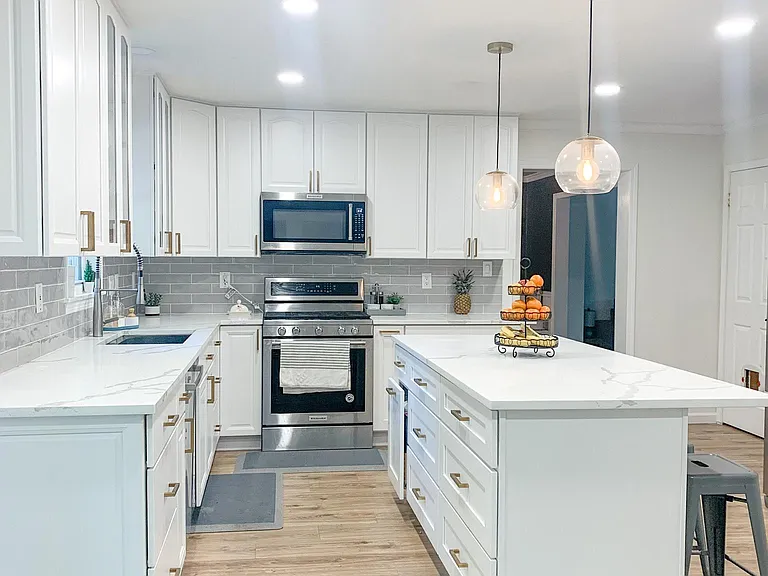 8907 Jameson St — Photo 18