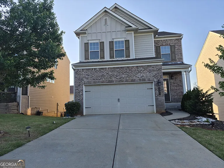 1506 Charcoal Ives Rd — Photo 1
