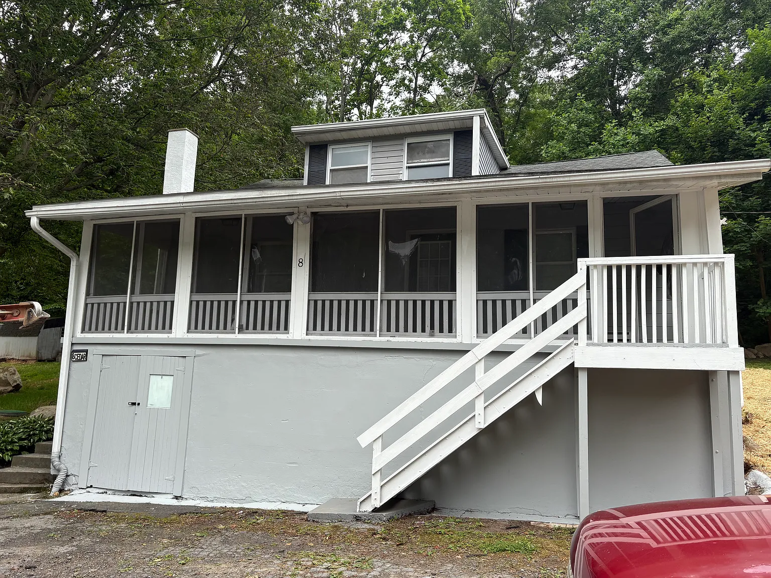 3 bed, $1,700 — Photo 1