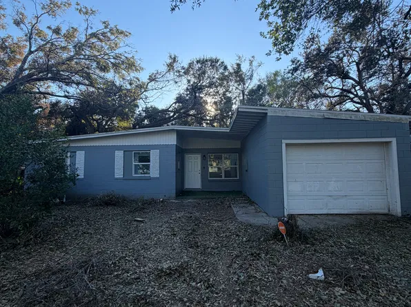 4505 Versailles Dr, Pensacola, FL 32505